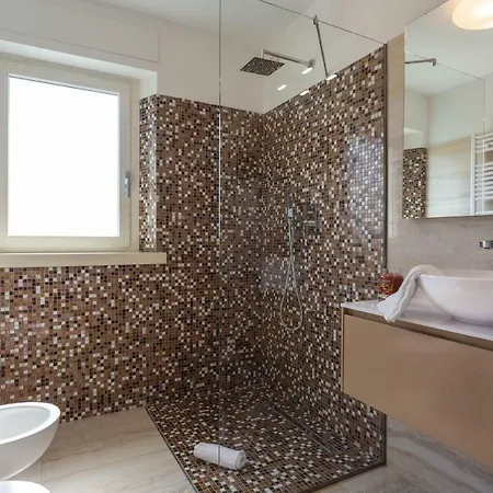 Domus 3*
